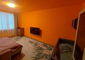 2-к квартира, вторичка, 54м2, 1/5 этаж