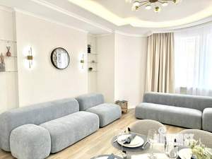 4-к квартира, вторичка, 155м2, 2/3 этаж