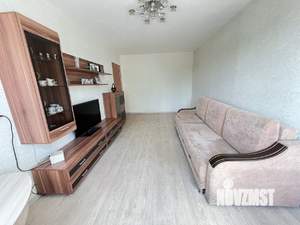 3-к квартира, вторичка, 63м2, 1/9 этаж