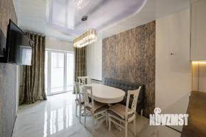 4-к квартира, вторичка, 105м2, 3/3 этаж