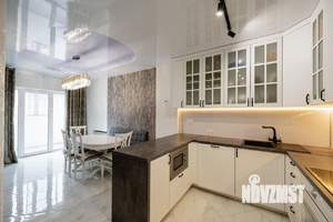 4-к квартира, вторичка, 105м2, 3/3 этаж