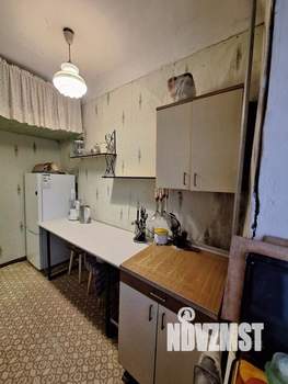 2-к квартира, вторичка, 42м2, 1/2 этаж