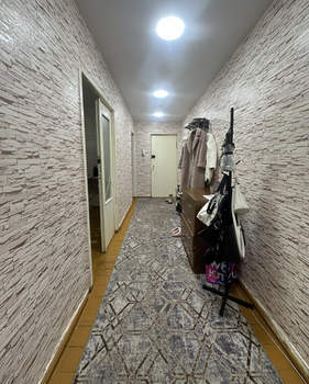 3-к квартира, вторичка, 61м2, 9/9 этаж