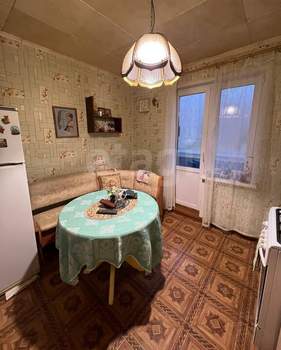 2-к квартира, вторичка, 53м2, 1/5 этаж