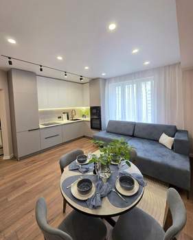 2-к квартира, вторичка, 76м2, 6/16 этаж