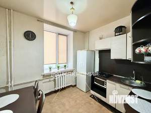 3-к квартира, вторичка, 66м2, 1/4 этаж