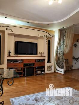 3-к квартира, вторичка, 100м2, 4/6 этаж