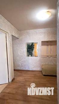 2-к квартира, вторичка, 54м2, 1/5 этаж