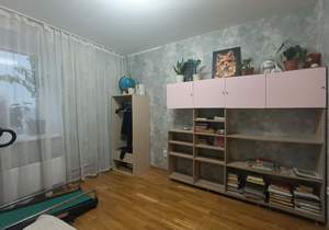 3-к квартира, вторичка, 63м2, 10/10 этаж