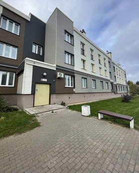 2-к квартира, вторичка, 53м2, 1/3 этаж