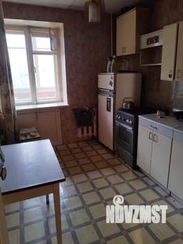 2-к квартира, вторичка, 47м2, 1/10 этаж