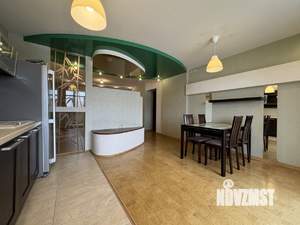 4-к квартира, вторичка, 94м2, 4/5 этаж