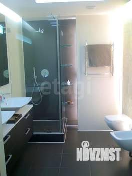 2-к квартира, вторичка, 107м2, 5/5 этаж