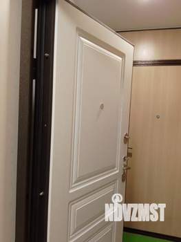 2-к квартира, вторичка, 63м2, 1/10 этаж