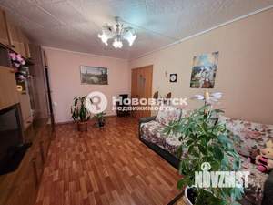 2-к квартира, вторичка, 54м2, 2/2 этаж