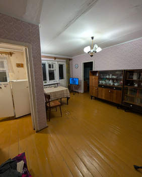 2-к квартира, вторичка, 42м2, 3/5 этаж