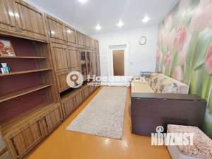 3-к квартира, вторичка, 58м2, 1/2 этаж