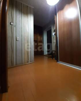 2-к квартира, вторичка, 42м2, 1/9 этаж