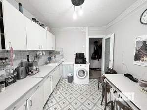3-к квартира, вторичка, 64м2, 4/9 этаж