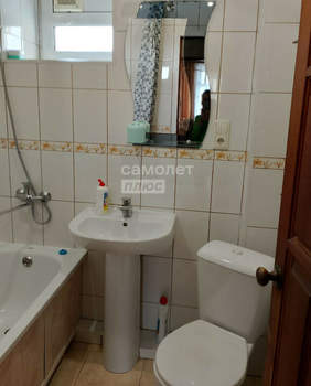 2-к квартира, вторичка, 43м2, 1/2 этаж