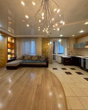 3-к квартира, вторичка, 100м2, 2/7 этаж