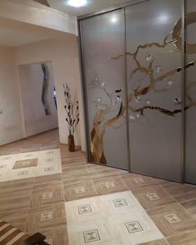 3-к квартира, вторичка, 109м2, 1/5 этаж