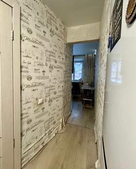 3-к квартира, вторичка, 58м2, 1/5 этаж