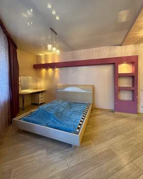 3-к квартира, вторичка, 100м2, 2/7 этаж