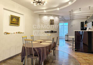 4-к квартира, вторичка, 126м2, 2/4 этаж