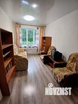 2-к квартира, вторичка, 43м2, 1/4 этаж