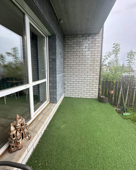 2-к квартира, вторичка, 70м2, 1/1 этаж