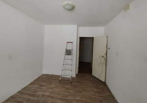 3-к квартира, вторичка, 63м2, 1/9 этаж