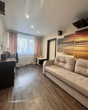 2-к квартира, вторичка, 42м2, 1/5 этаж