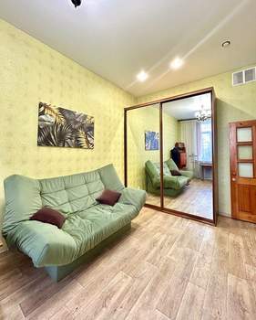 2-к квартира, вторичка, 50м2, 1/5 этаж