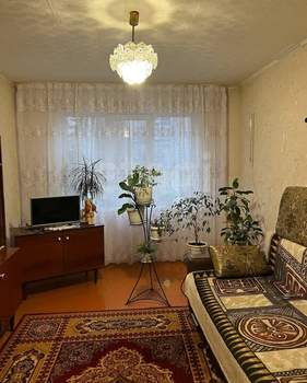 2-к квартира, вторичка, 53м2, 1/5 этаж