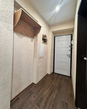 2-к квартира, вторичка, 42м2, 1/5 этаж