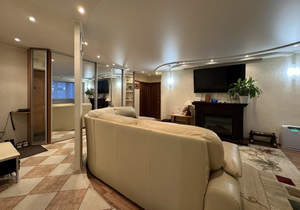 3-к квартира, вторичка, 77м2, 2/9 этаж