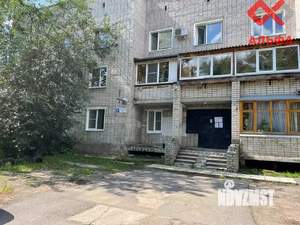 4-к квартира, вторичка, 100м2, 1/3 этаж