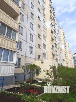 2-к квартира, вторичка, 60м2, 1/10 этаж