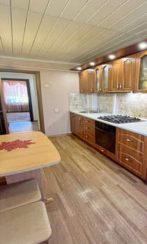 4-к квартира, вторичка, 77м2, 2/5 этаж