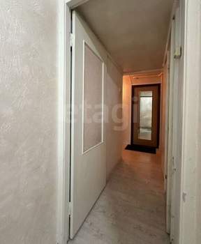 3-к квартира, вторичка, 58м2, 2/5 этаж