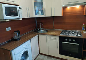 3-к квартира, вторичка, 58м2, 1/9 этаж
