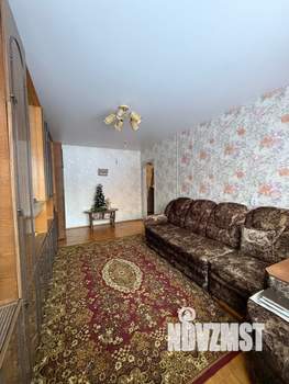 3-к квартира, вторичка, 63м2, 1/9 этаж