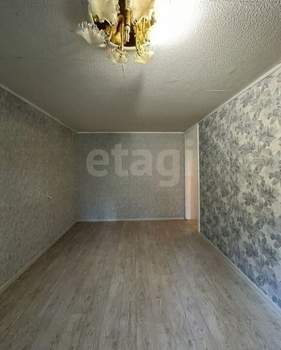 3-к квартира, вторичка, 58м2, 2/5 этаж