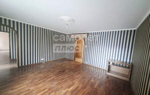 4-к квартира, вторичка, 137м2, 3/5 этаж