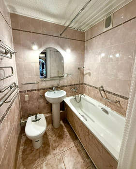 2-к квартира, вторичка, 62м2, 7/10 этаж