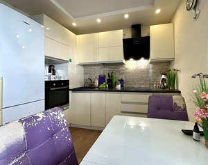 3-к квартира, вторичка, 57м2, 8/13 этаж