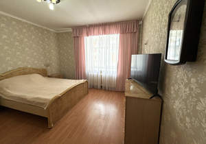 3-к квартира, вторичка, 78м2, 1/4 этаж