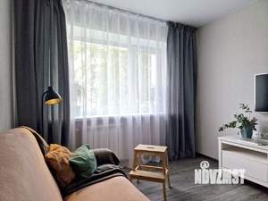 4-к квартира, вторичка, 63м2, 1/5 этаж