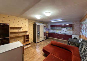 2-к квартира, вторичка, 62м2, 1/9 этаж